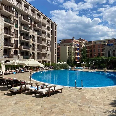 アパート Menada Kalia